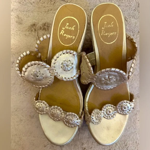Jack Rogers Gold Platform Sandals - Picture 1 of 3